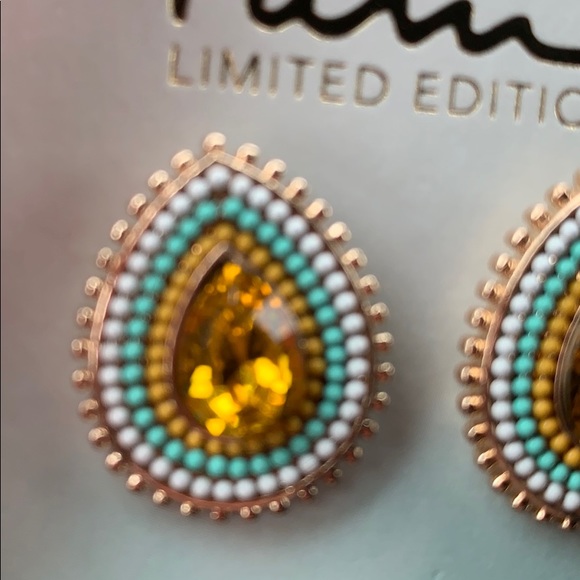 AZTEC EARRINGS - Picture 3 of 3